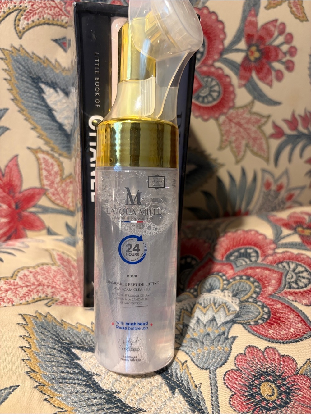 LATOUA MILLE Gold-Accented Foaming - Hydrating Face Cleanser (Gold). NWT Sealed